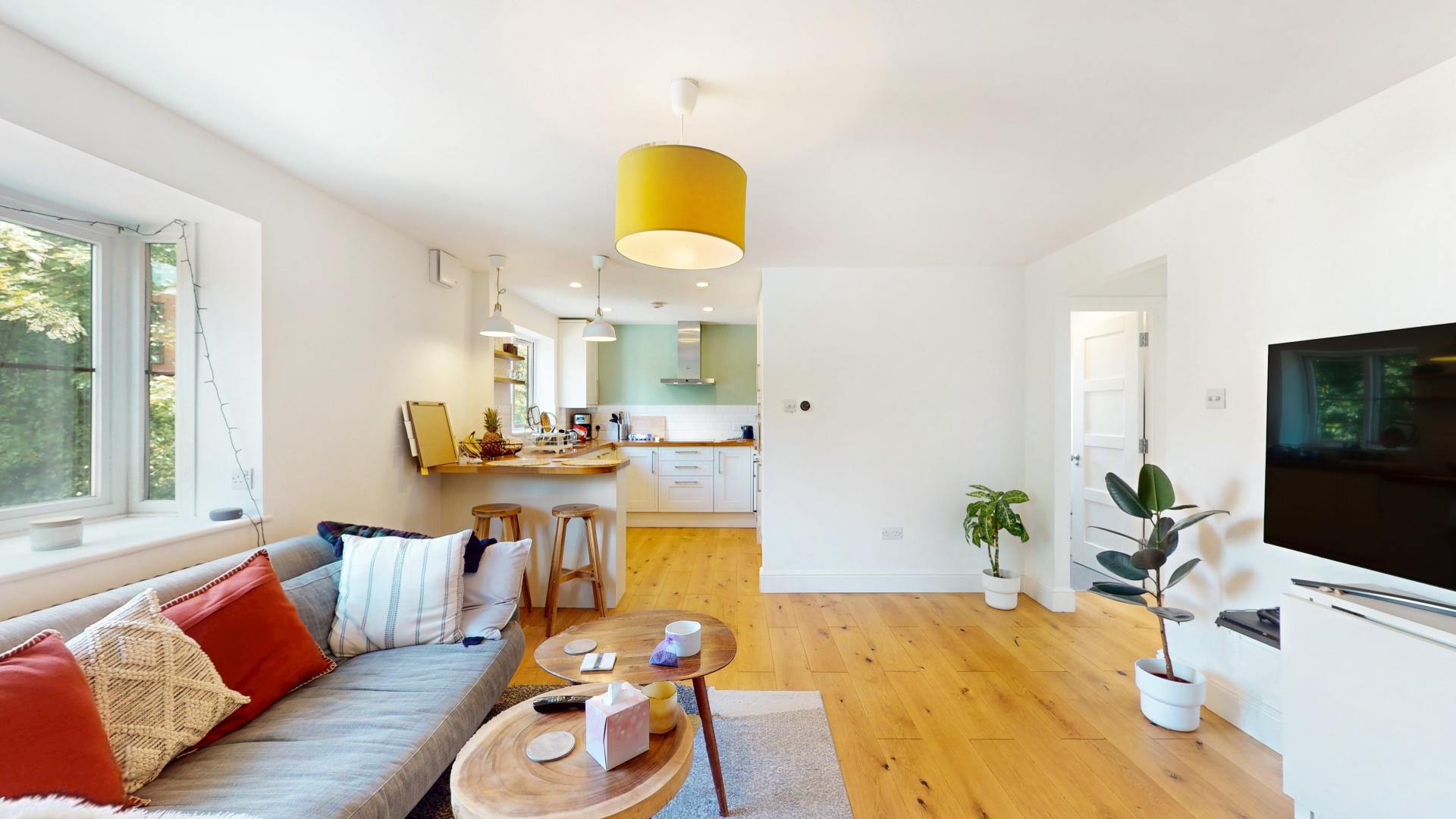 Modern Apartment Hawarden Hill, Dollis Hill